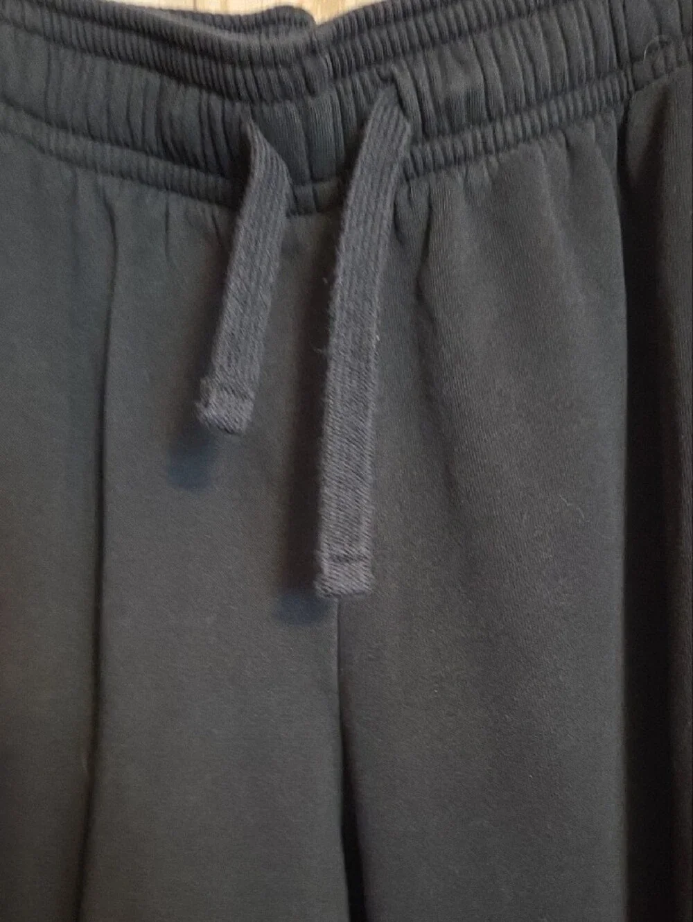 Under Armour Black Men's Logo Sweatpants with White Side Logo